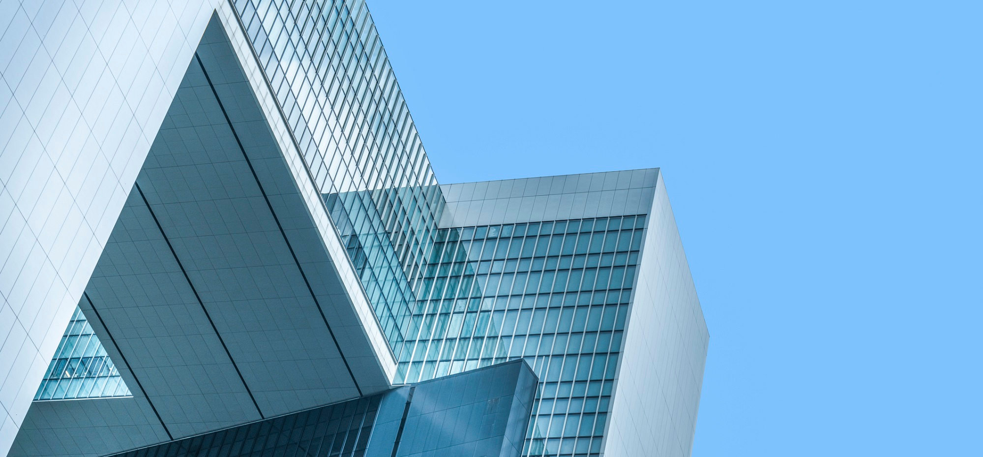 Loi pour un État au service d'une société de confiance (ESSOC) et droit immobilier